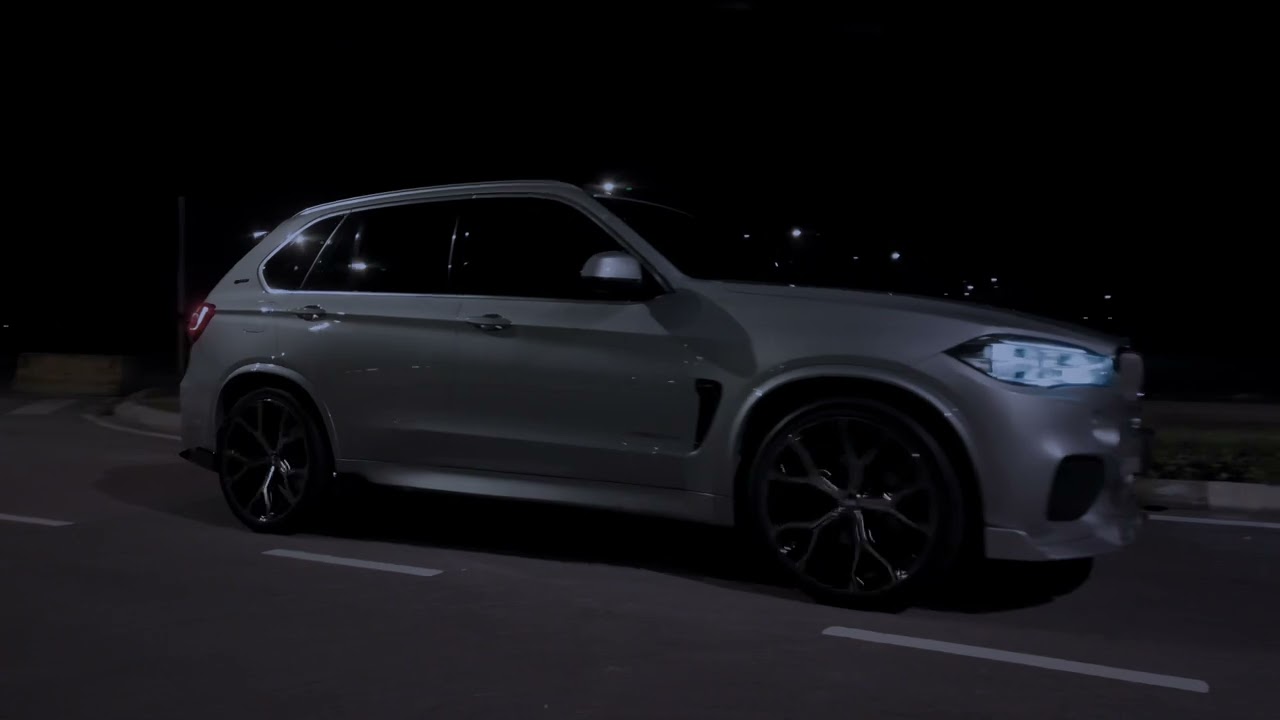 BMW X5 rock on 22&rdquo; inch wheels