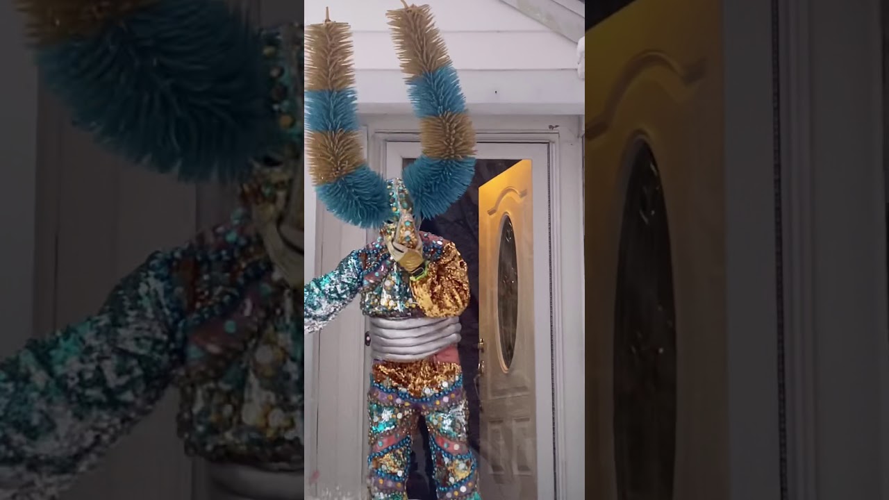 Los Tuares (CARNAVAL DOMINICANO)