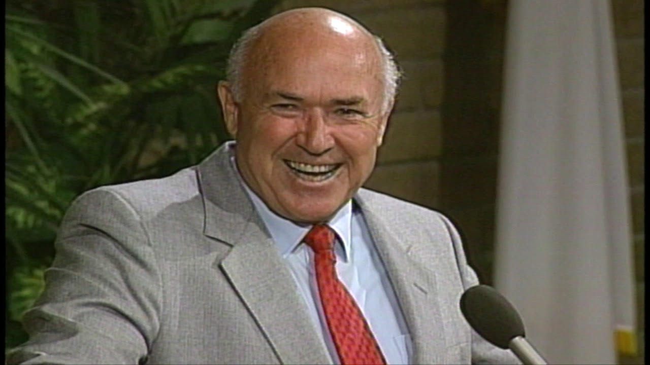 Pastor Chuck Smith -- Nahum Chapters 1- 3  1993  HD