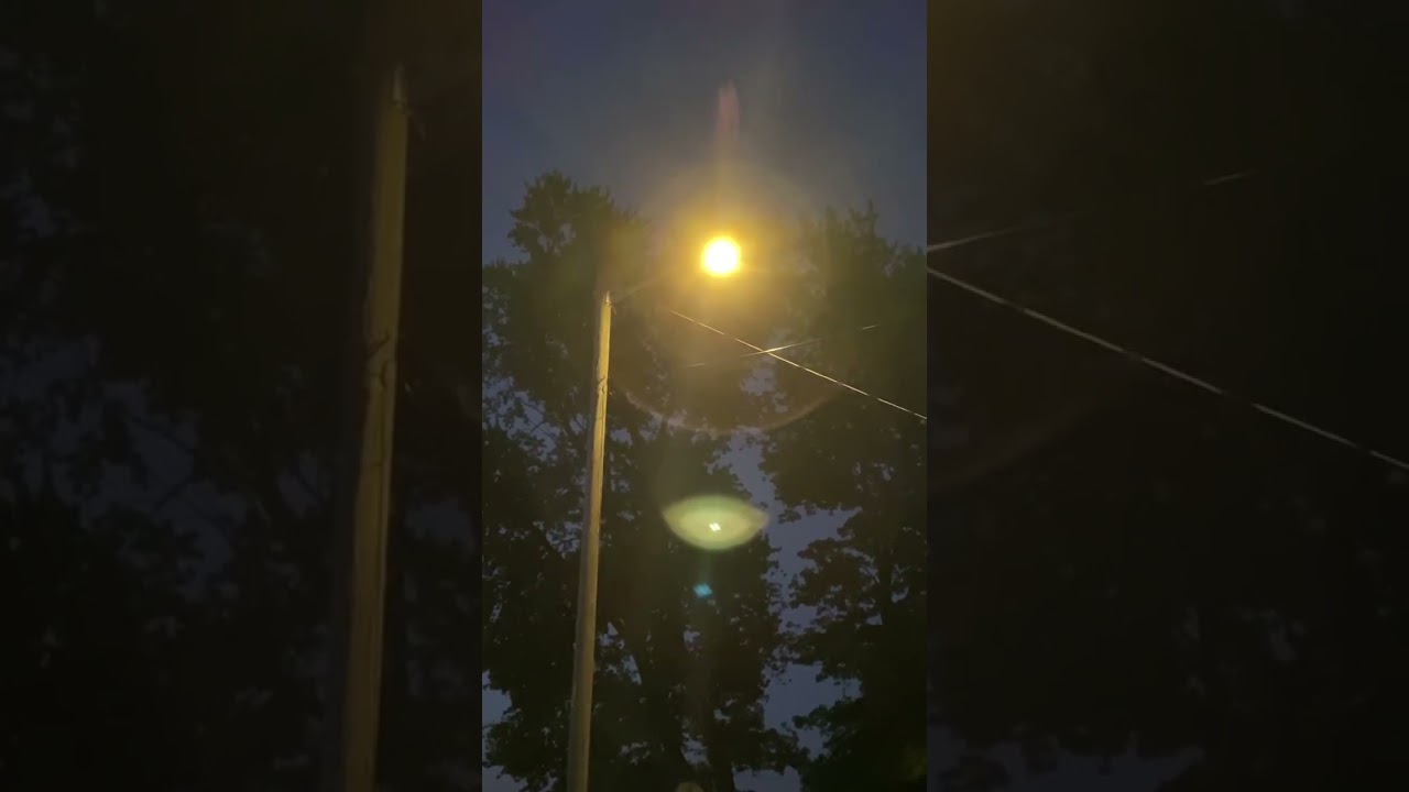 R.I.P. High Pressure Sodium Streetlight In Front Of My House :(