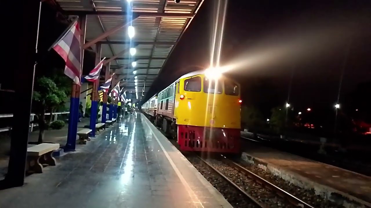 GEK4013 รถธรรมดาที่ 212 ตะพานหิน - กรุงเทพ จอด บางมูลนาก เวลา 06.06 ตามเวลา