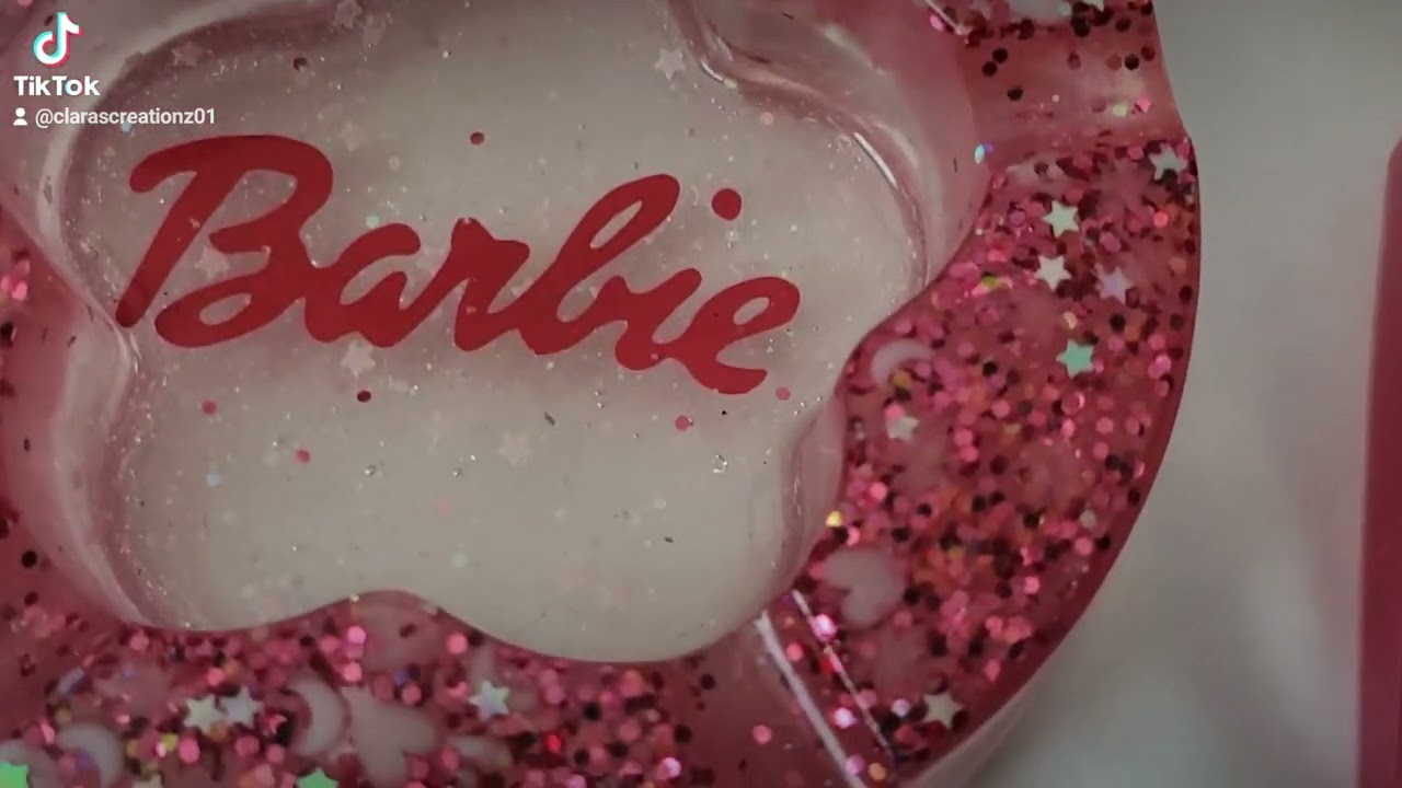 Barbie glow-in-the-dark rolling tray set