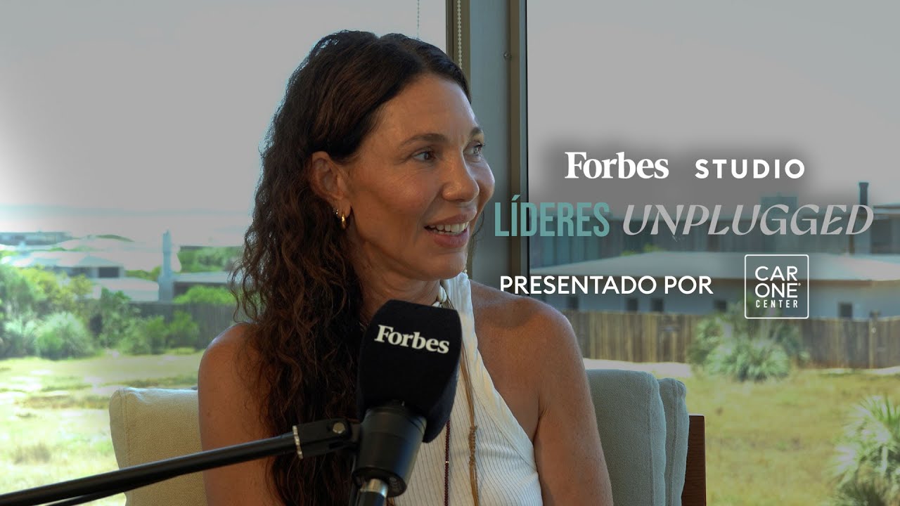 Mar&iacute;a Cher sobre su l&iacute;nea 