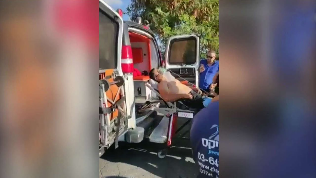 נגמר בנס: אוטובוס אגד נרגם באבנים בדרך לאילת