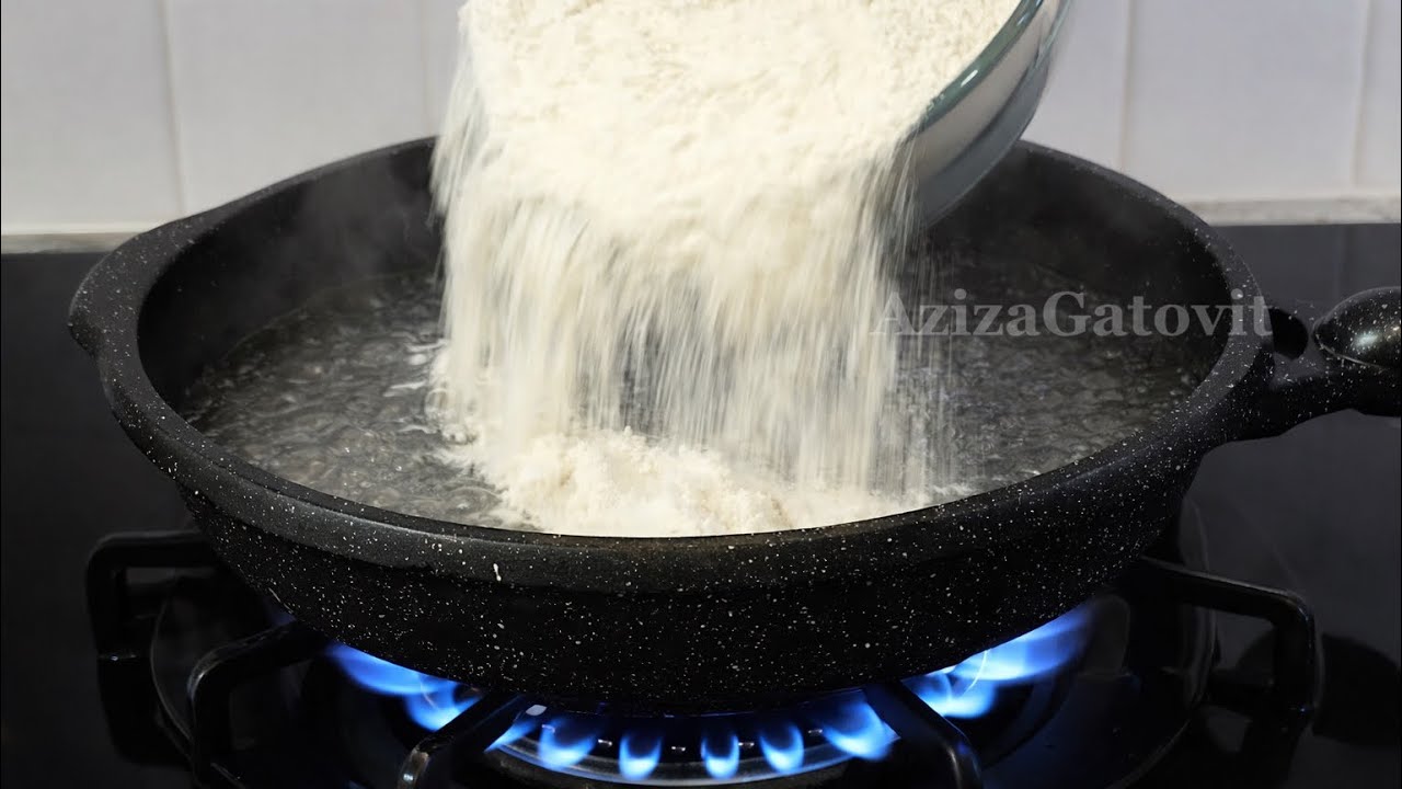 Просто насыпьте муку в кипящую МАСЛО! Я больше не покупаю в магазинах!Легко вкусно!