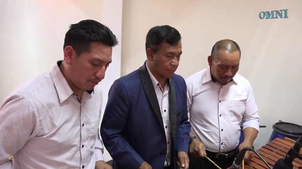 MIS SUSPIROS - Marimba Club Amistad, en vivo desde San Pedro Soloma.