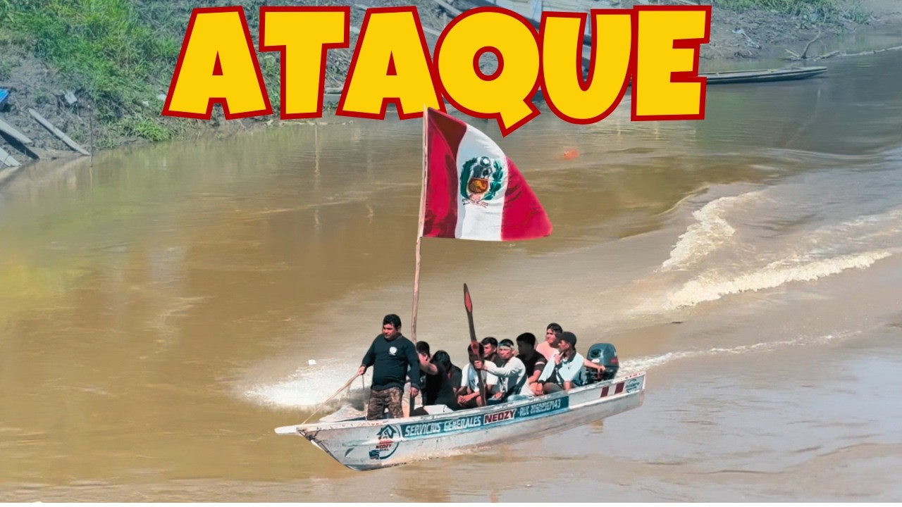 PIRATAS del AMAZONAS nos DETIENEN  😱💀 — cruzando en moto el amazonas | Impulso Aventurero