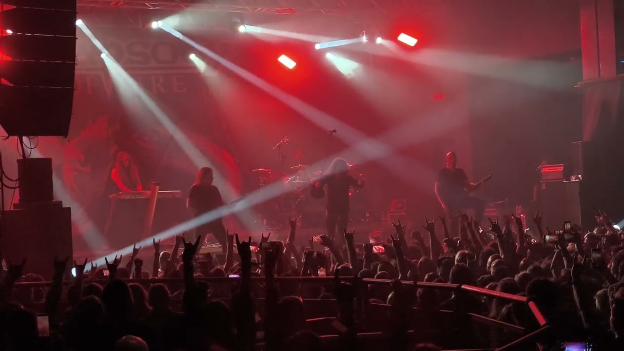 Rhapsody of Fire - Intro & Unholy Warcry live at Live Club Trezzo sull'Adda