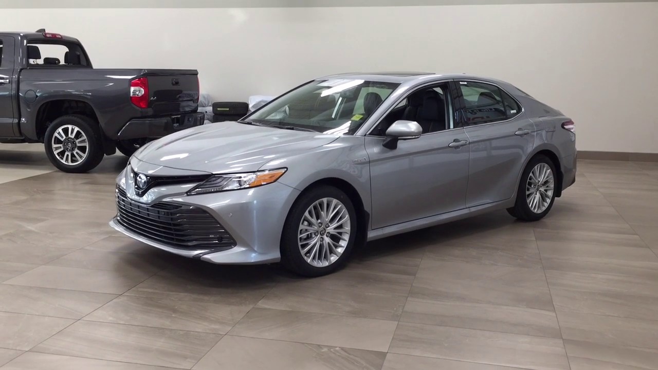 2020 Toyota Camry Hybrid XLE Review
