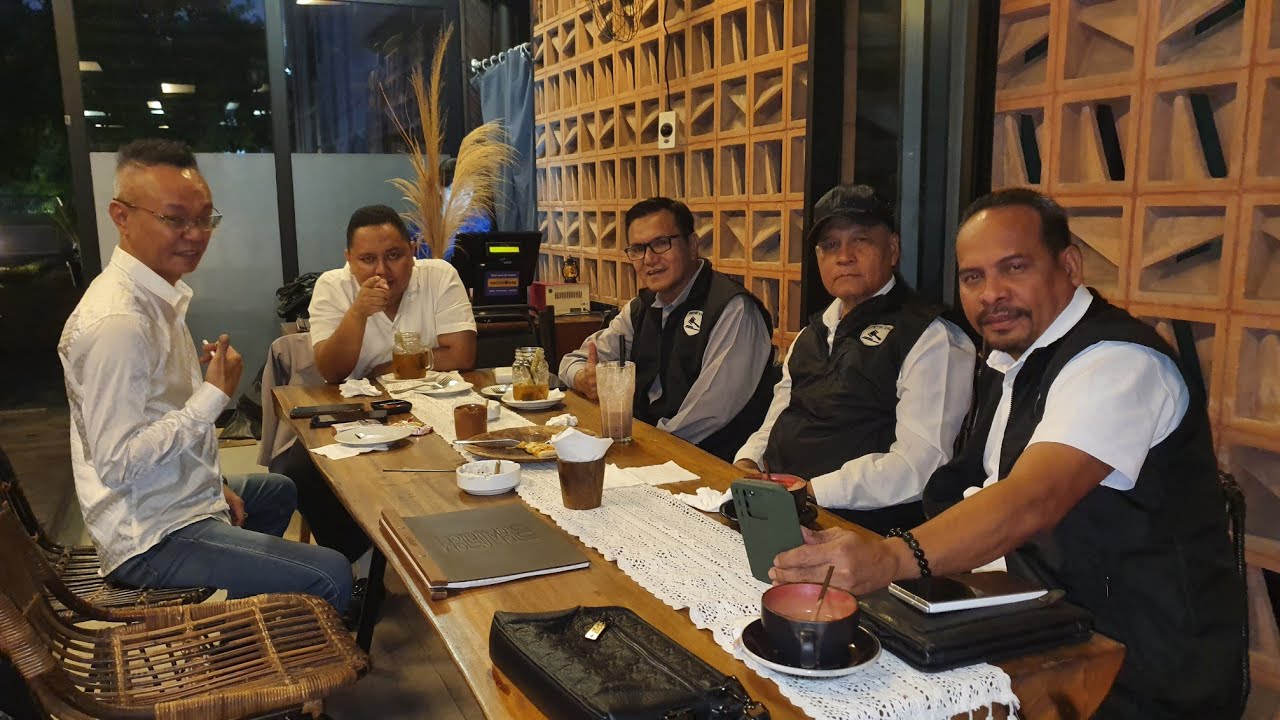 PERSIAPAN DEBAT DI INEWS TV !
