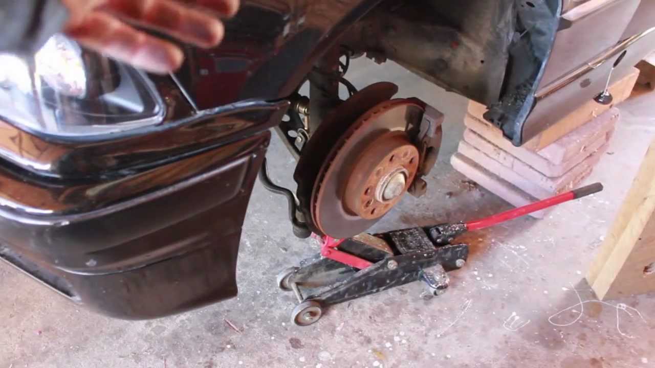 BMW E36 DIY: Removing the Front Strut and Spring Assembly on my 1998 328is