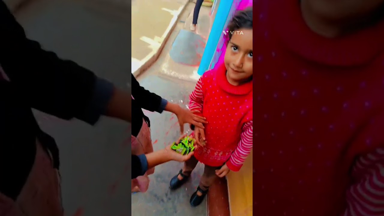 Hamare gaon ka mohalle ka Andaaz hai 