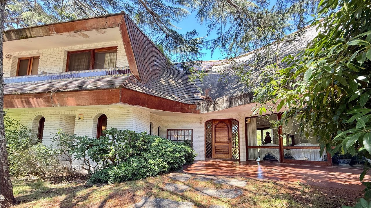 Imponente chalet en venta sobre Av. del Mar – Exclusividad, confort y naturaleza