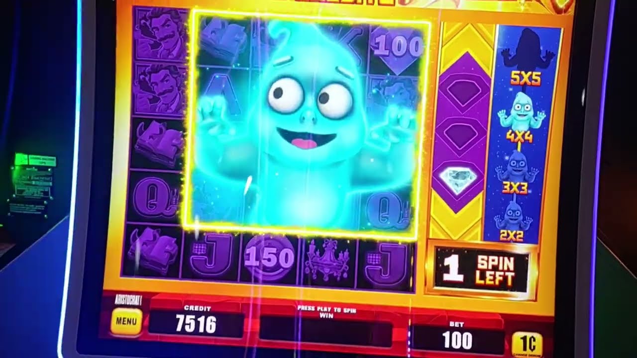 Found Diamonds! Spooky link slots