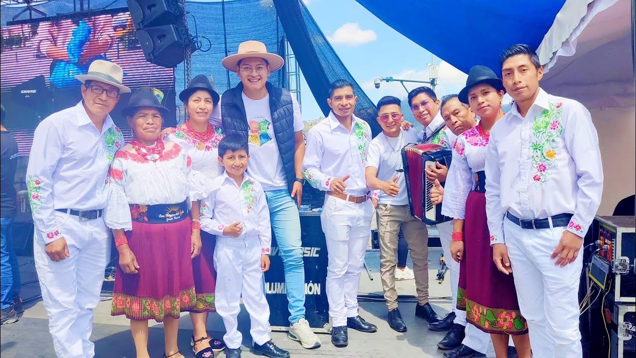 Los Rayos del Sol - 🪗🎶En vivo Desde el Boulevard Plaza 24 de Mayo