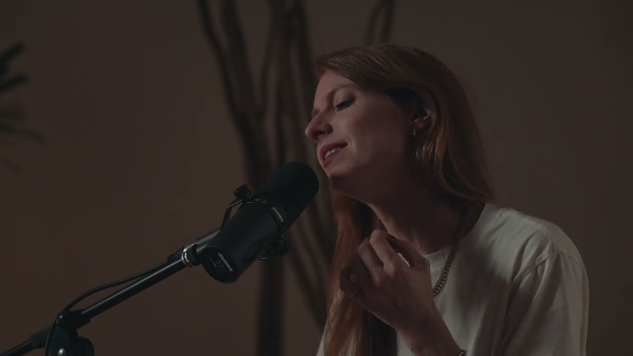 Aure - Cucurrucucú Paloma