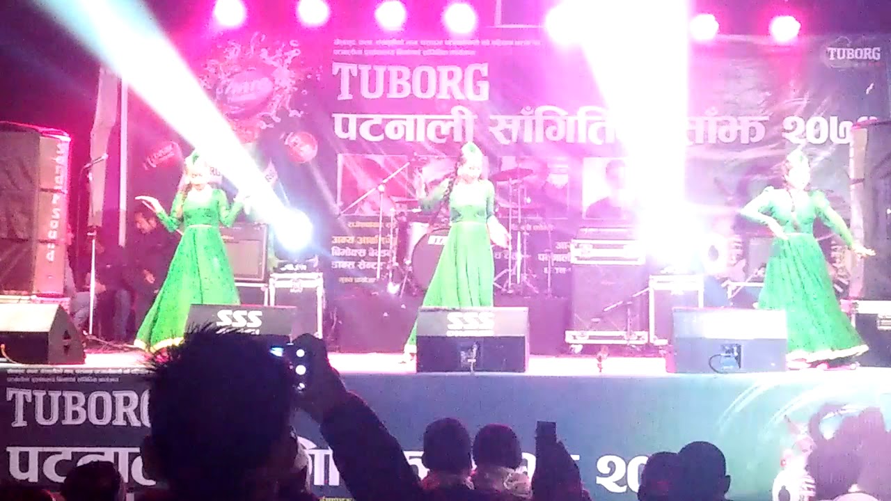 Teri ahako ki mastiyaa...  hot dance