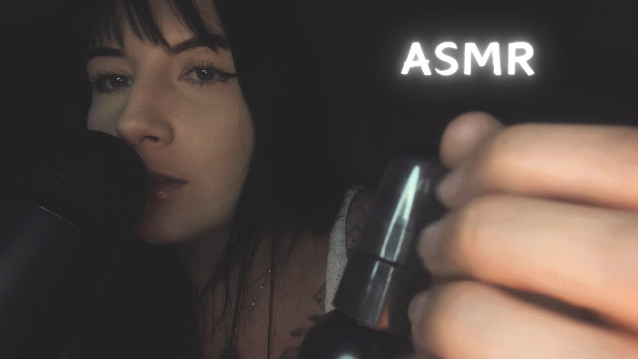 ASMR| LIGHT TAPPING AND MOUTH SOUNDS