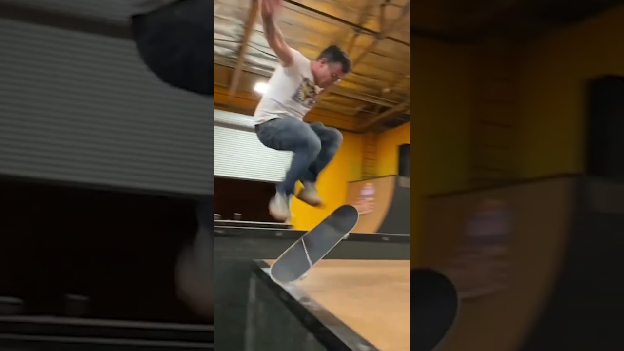 Steve O mobbed kickflip ! #bam #steveo #skating
