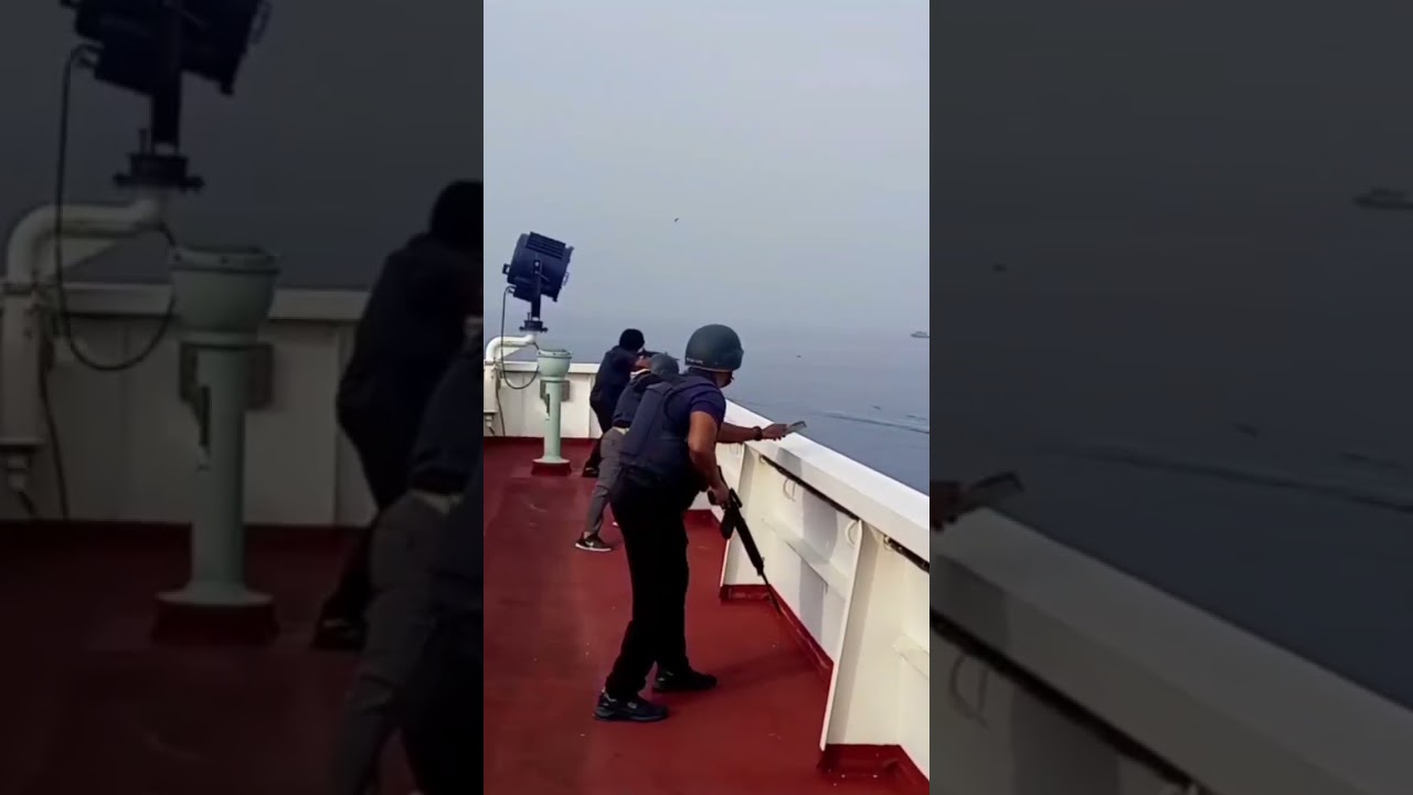 Pirates Attack the ship. MERCHANT NAVY 🚢