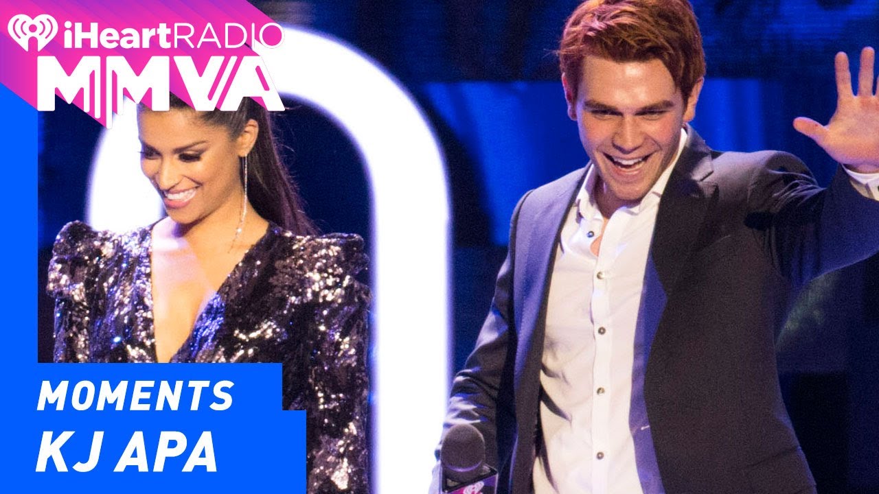 KJ Apa and Lilly Singh Introduce Lorde | 2017 iHeartRadio MMVAs