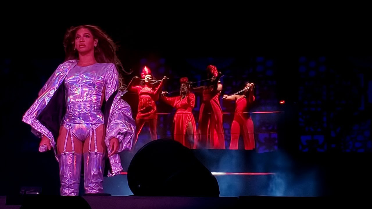 Beyoncé & Jay-Z - 99 Problems + Ring The Alarm + DHY + I Care (On The Run II, Vancouver)