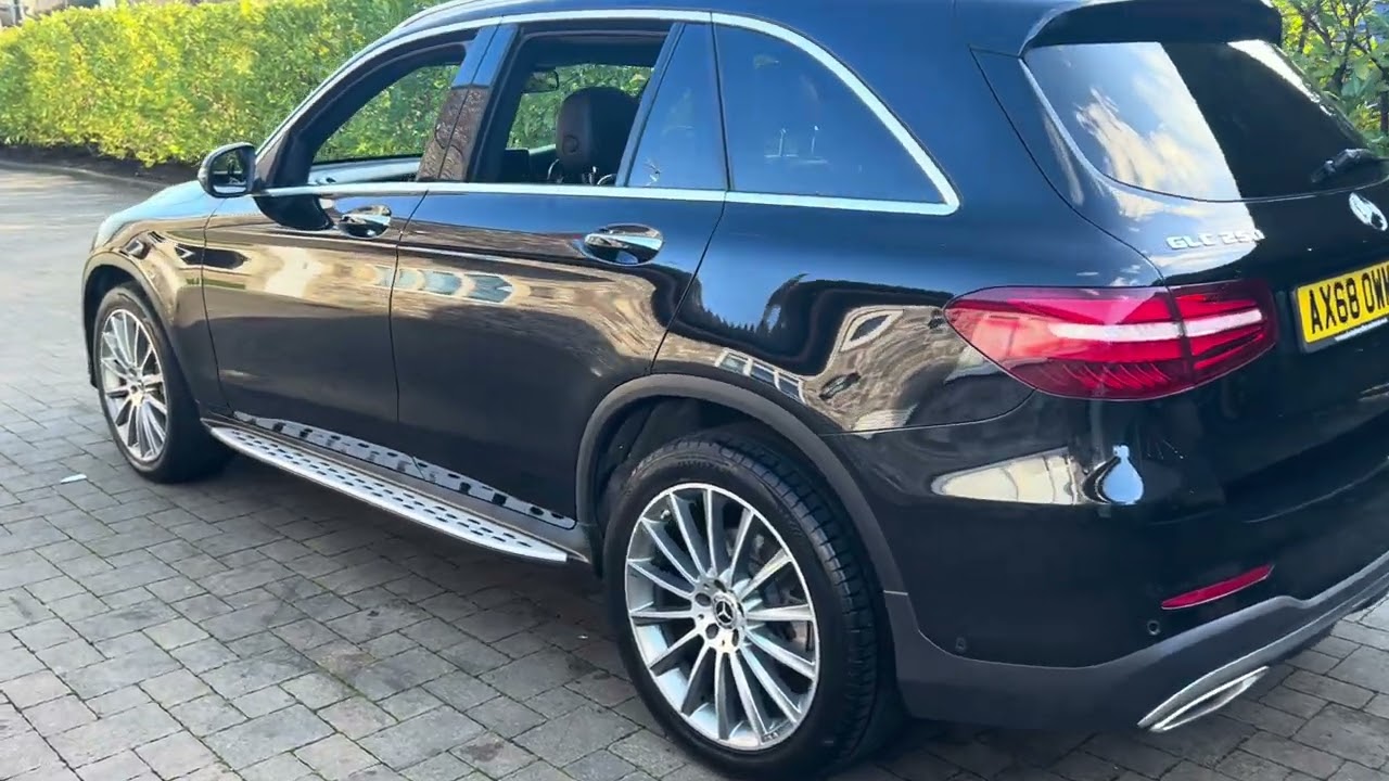 2018 68 Mercedes GLC 250 AMG Line ( Premium )