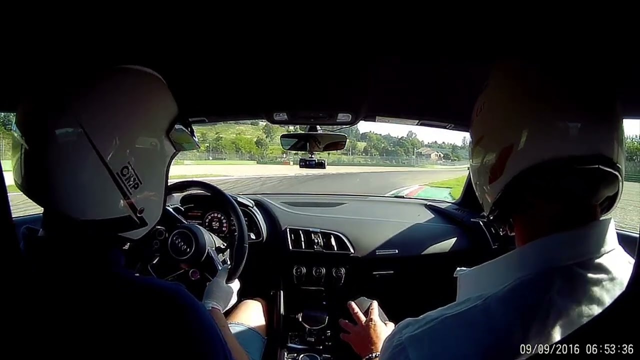 Audi R8 Driving Experience at Imola