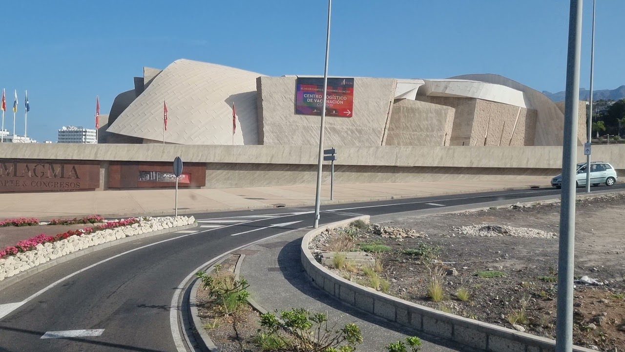 Tenerife: bus to siam mall (4K)
