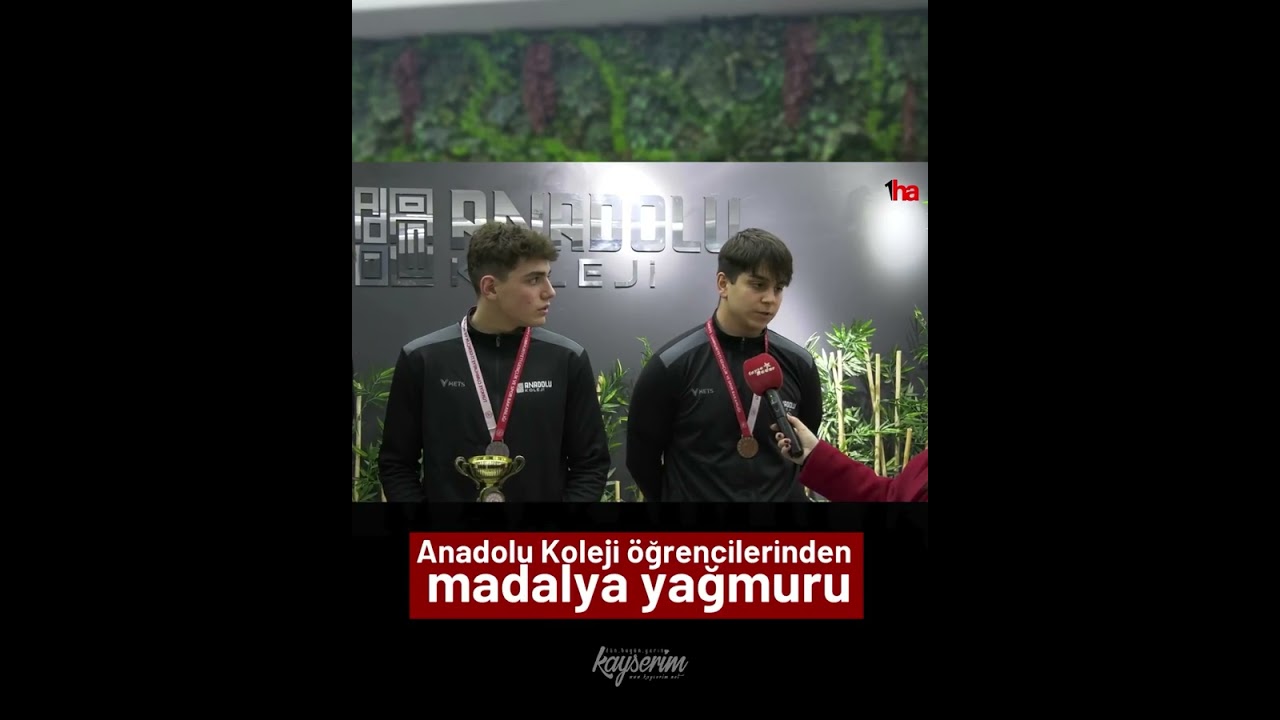 Anadolu Koleji öğrencilerinden madalya yağmuru