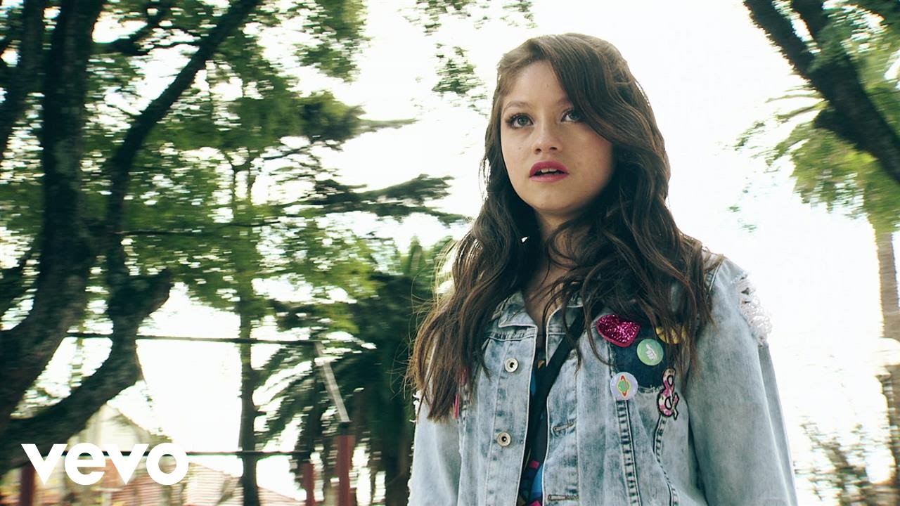 Karol Sevilla, Ruggero Pasquarelli - Vives en Mí (