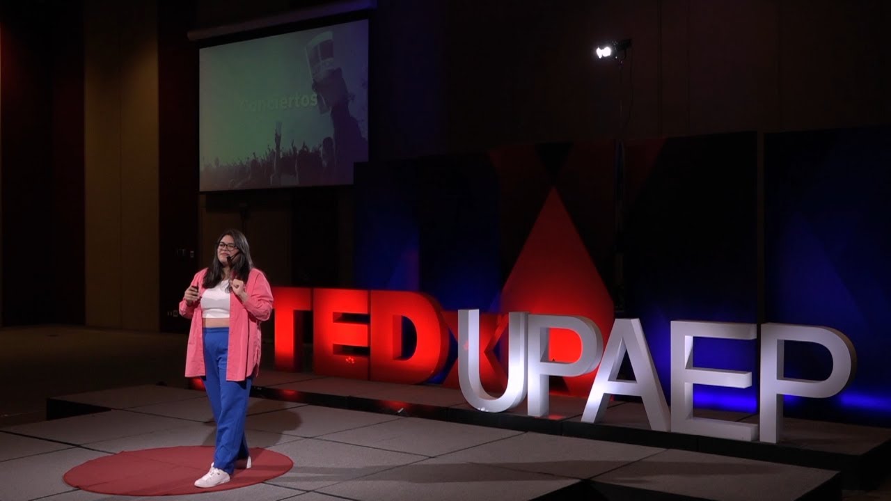 Hackea tu contexto para cuidar el planeta | Charlotte Brum | TEDxUPAEP