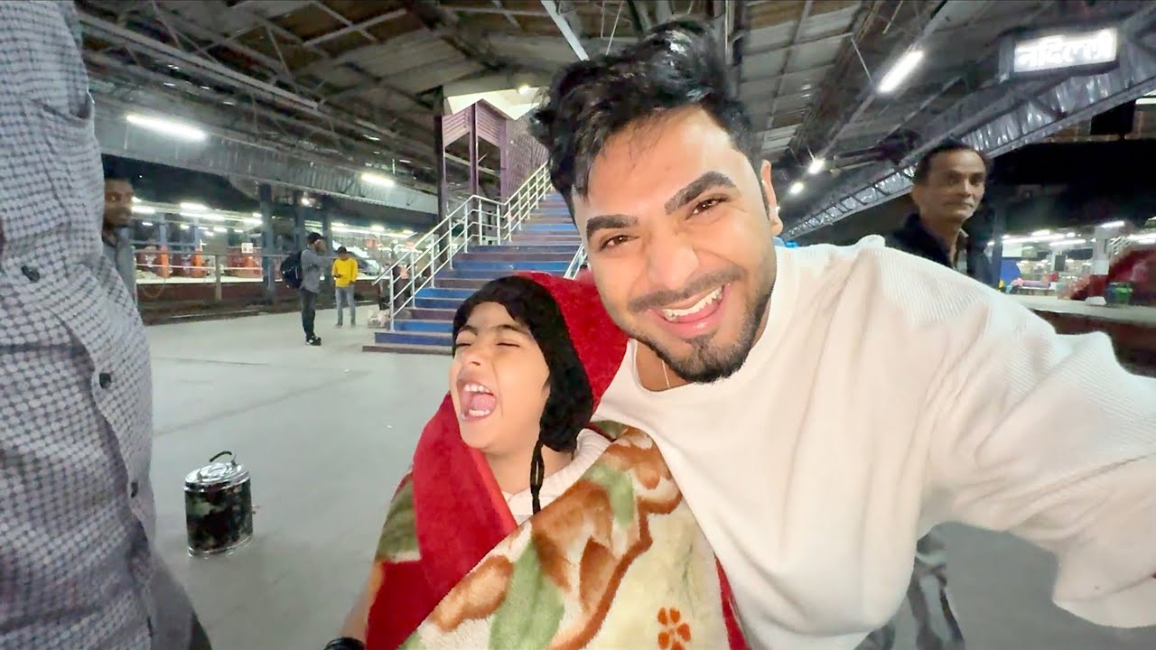Hriday ki first train 🚆 itna khush ho gya