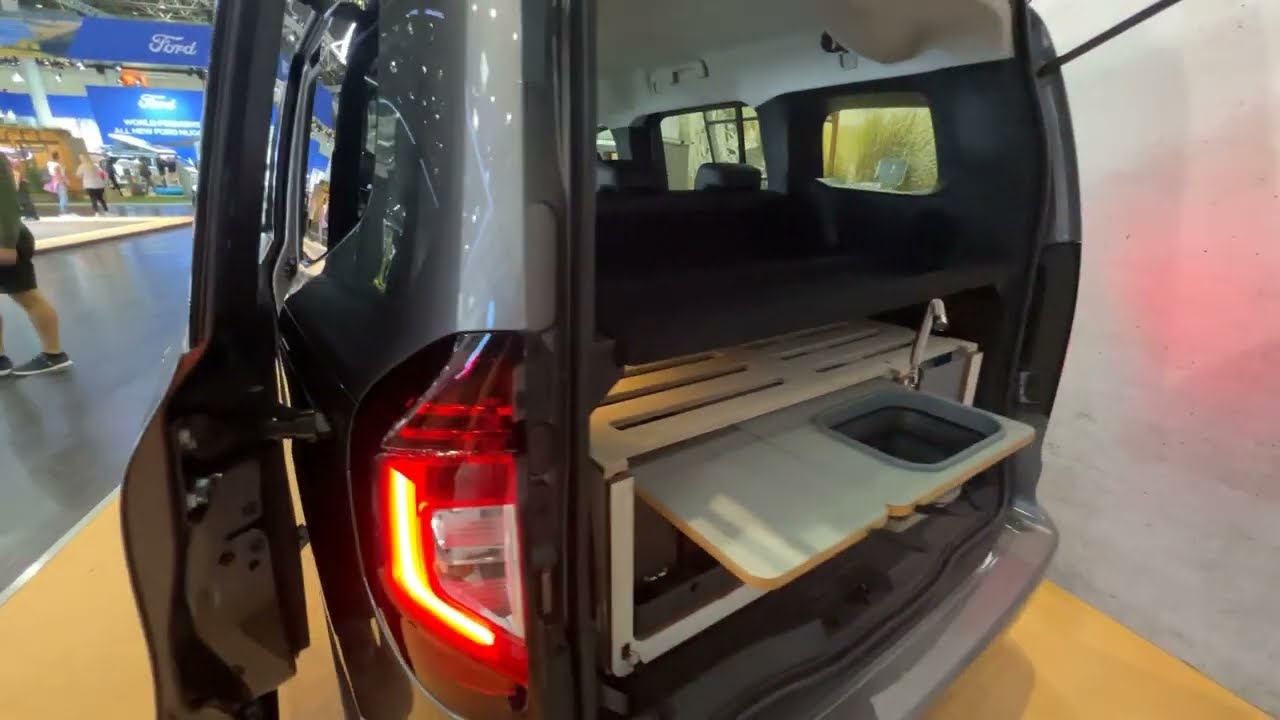 2024 Nissan Townstar All Electric Interior And Exterior Caravan Salon 2023 Dusseldorf