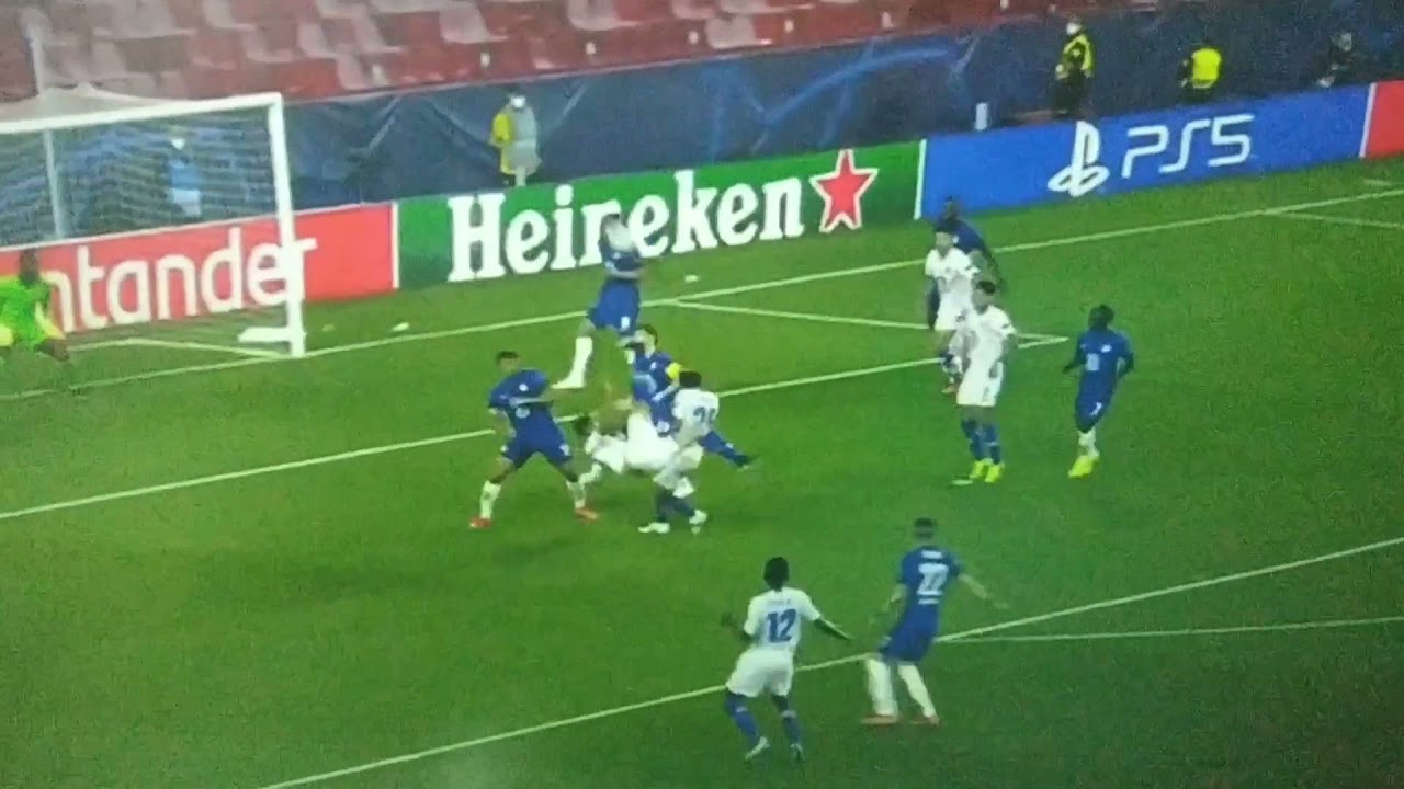 Mehdi Taremi scores stunning bicycle kick against chelsea
