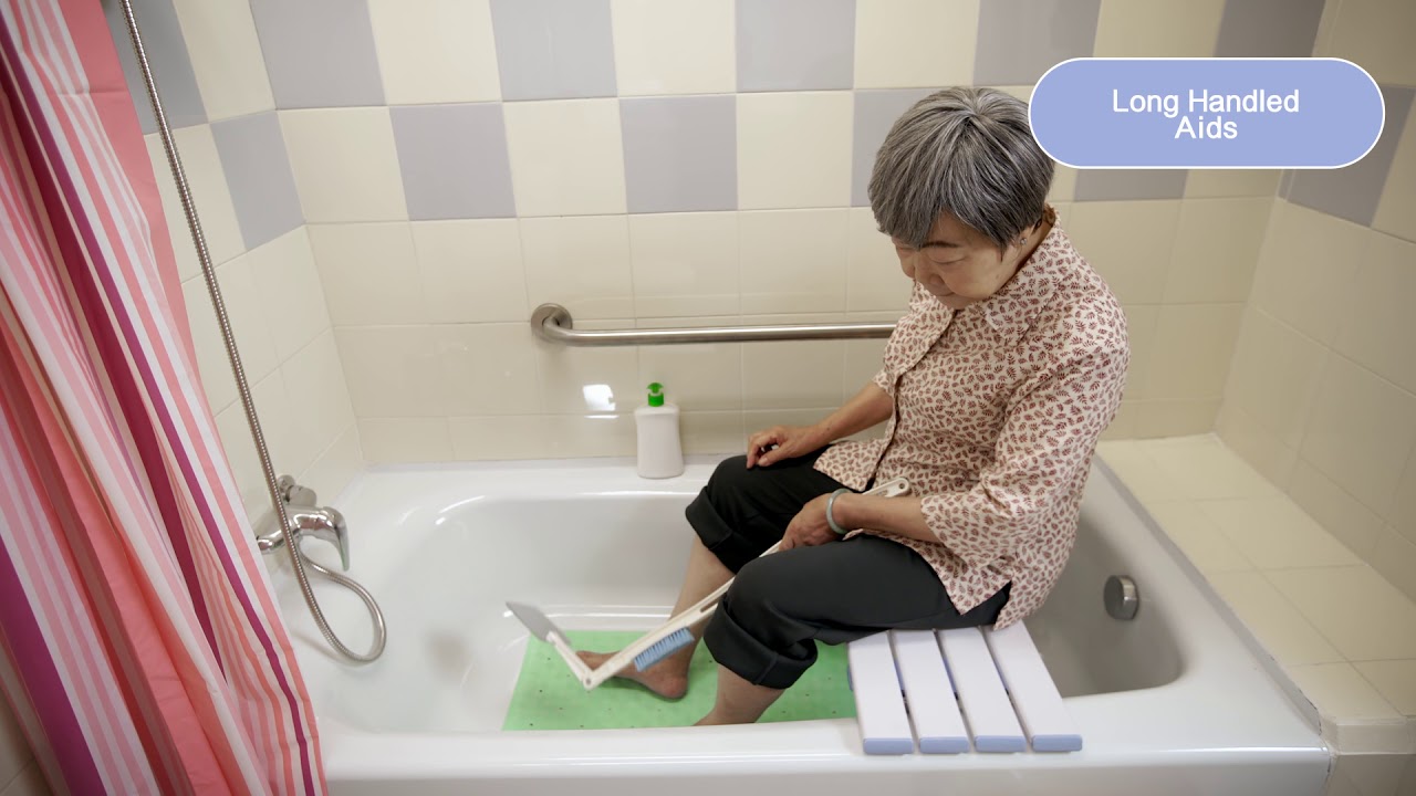 【Assistive Devices for Daily Living】#18 Home Living – Long Handled Aids (English subtitle)