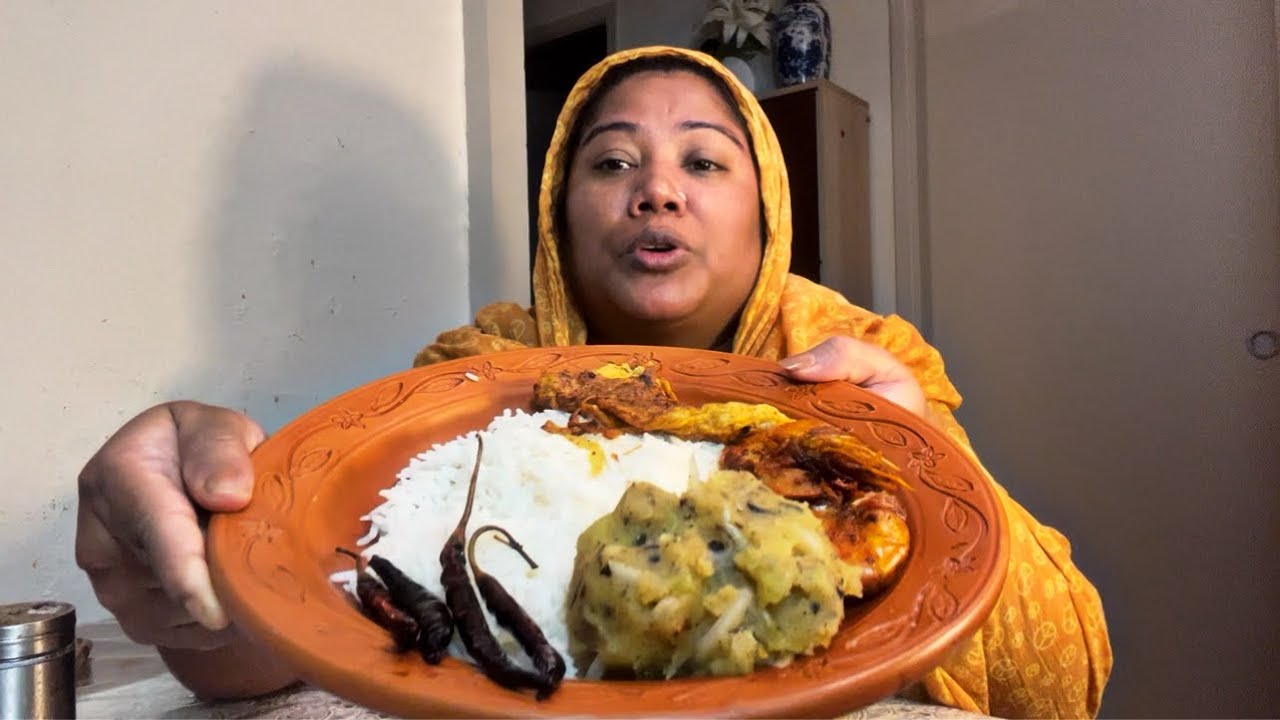 যে গরম পরছে গরমে পানিভাত খেতে সবচেয়ে ভালো লাগে