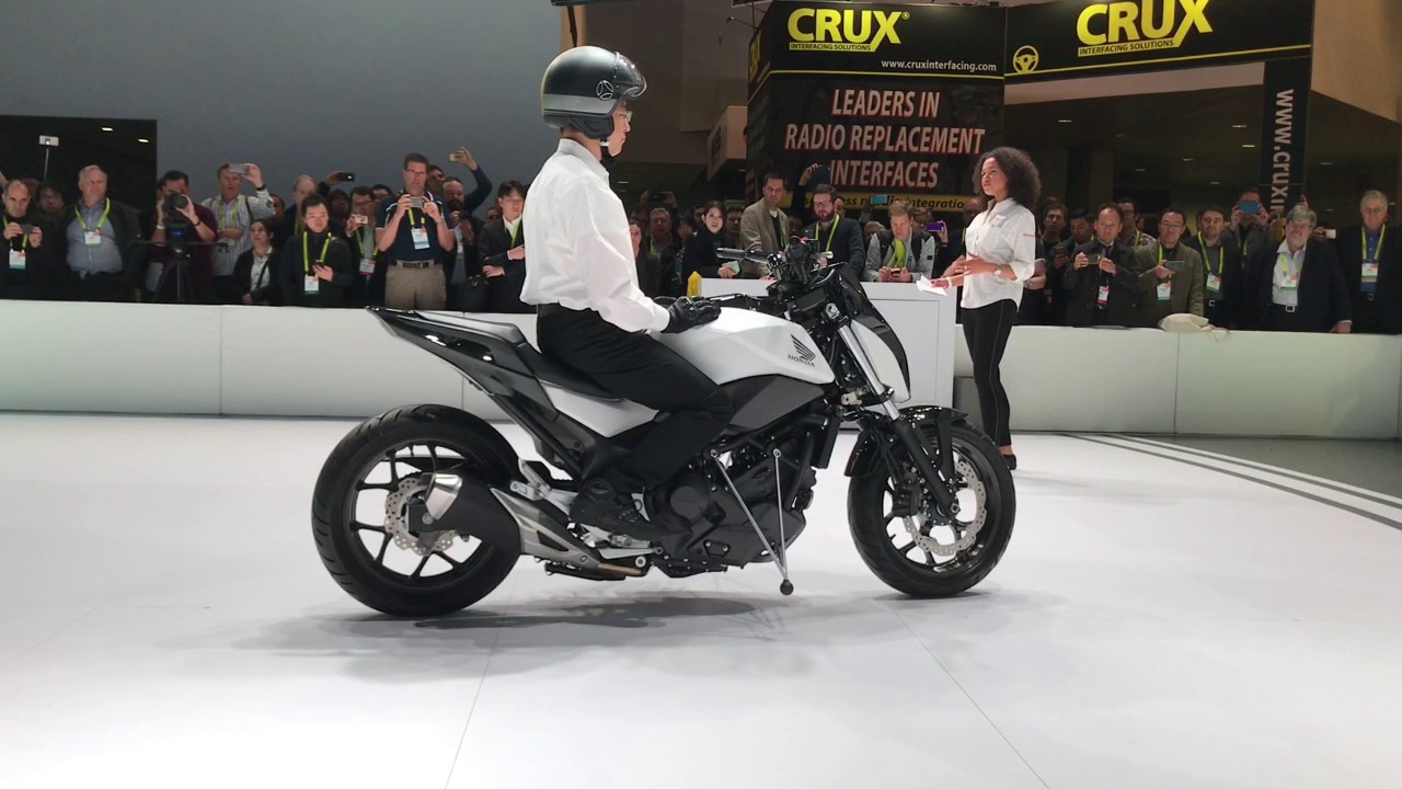 Honda Riding Assist Demo #CES2017 #HONDA