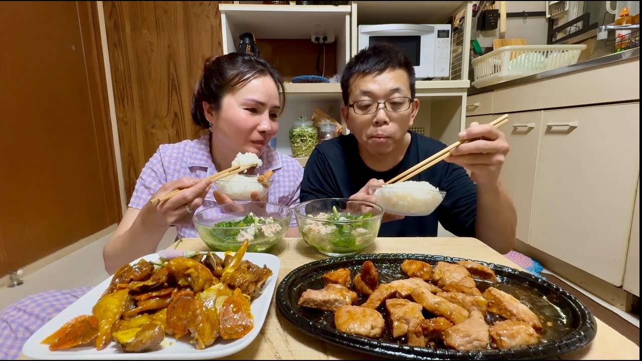 Anh người Nhật vừa câm vừa điếc cãi lộn, bữa cơm tối sau giờ làm việc