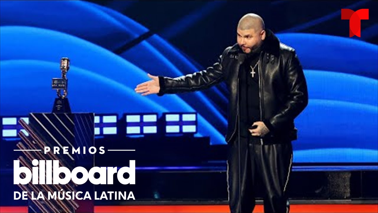 Farruko envía conmovedor mensaje al ganar Canción Latin Rhythm del Año | Premios Billboard 2022