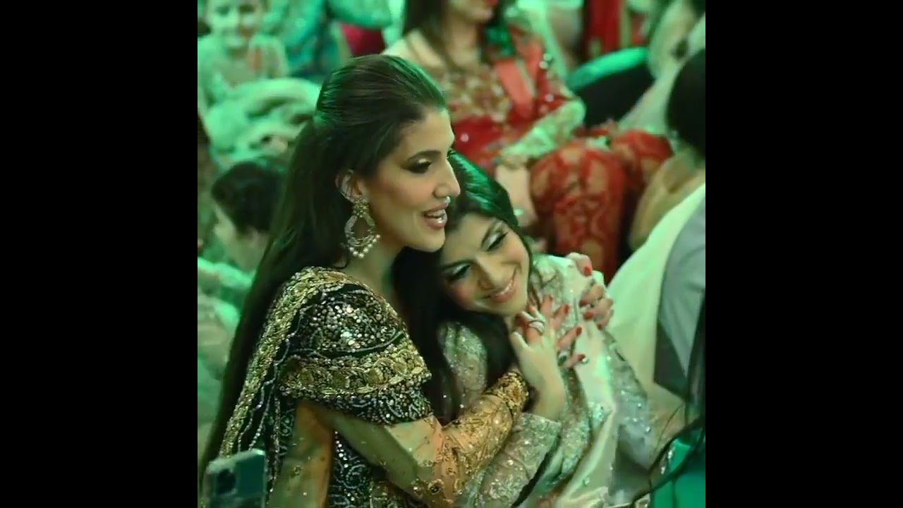 Ayesha and Junaid Safdar  - Qawali night - short vedio part 2 #viral
