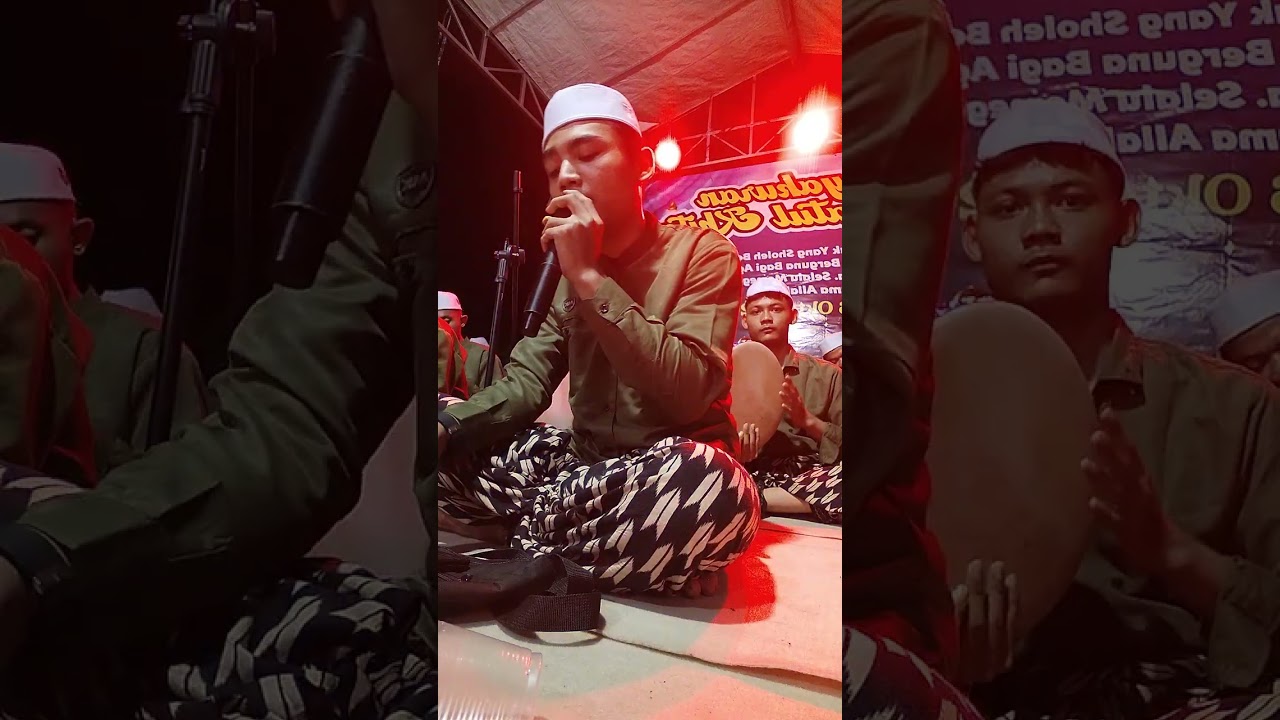 Sholawat Burdah : Hadroh Al Mubarok. Voc. Muhammad Akbar #sholawat #burdah #fyp #viral