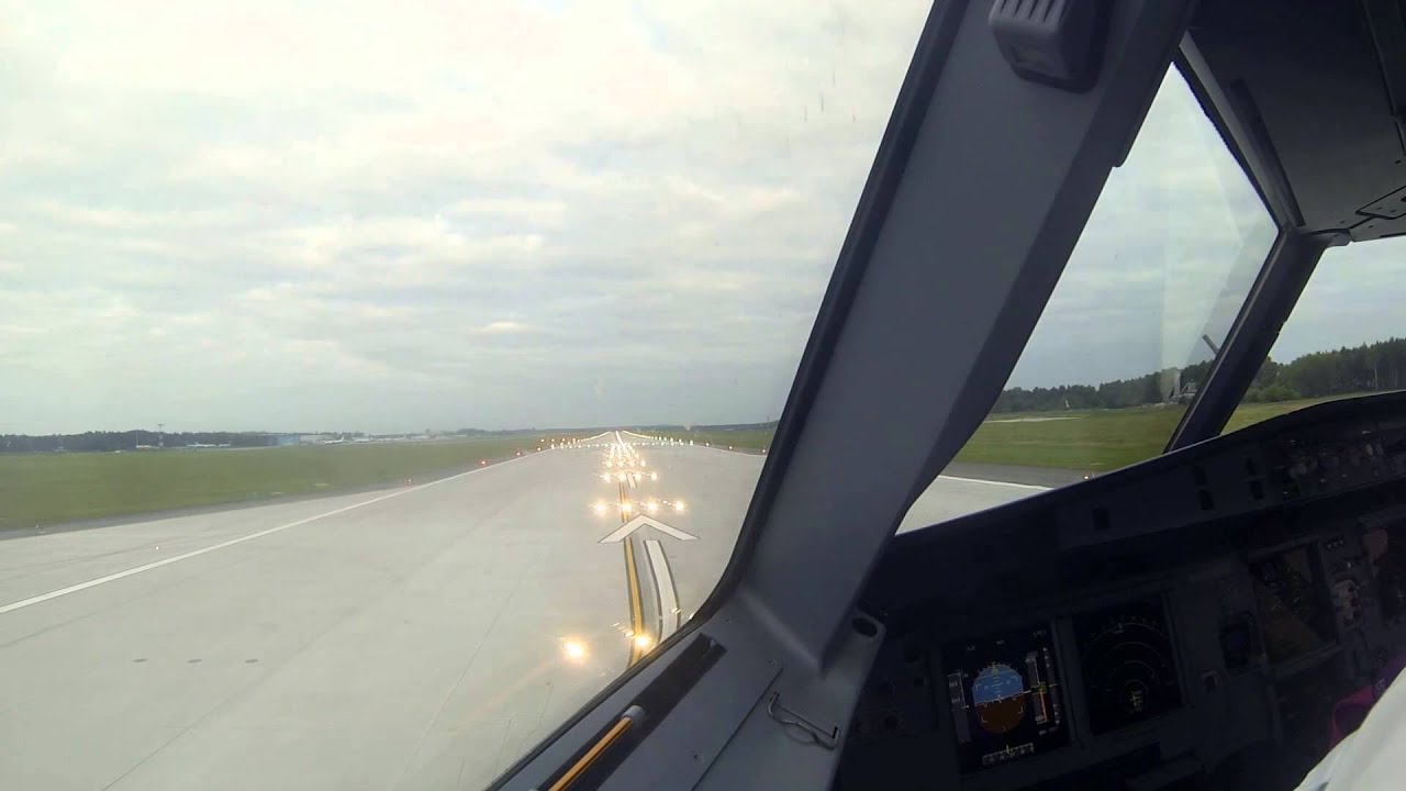 [Widok z kokpitu] Pierwszy start  - nowa droga startowa Katowice Airport (Pyrzowice)