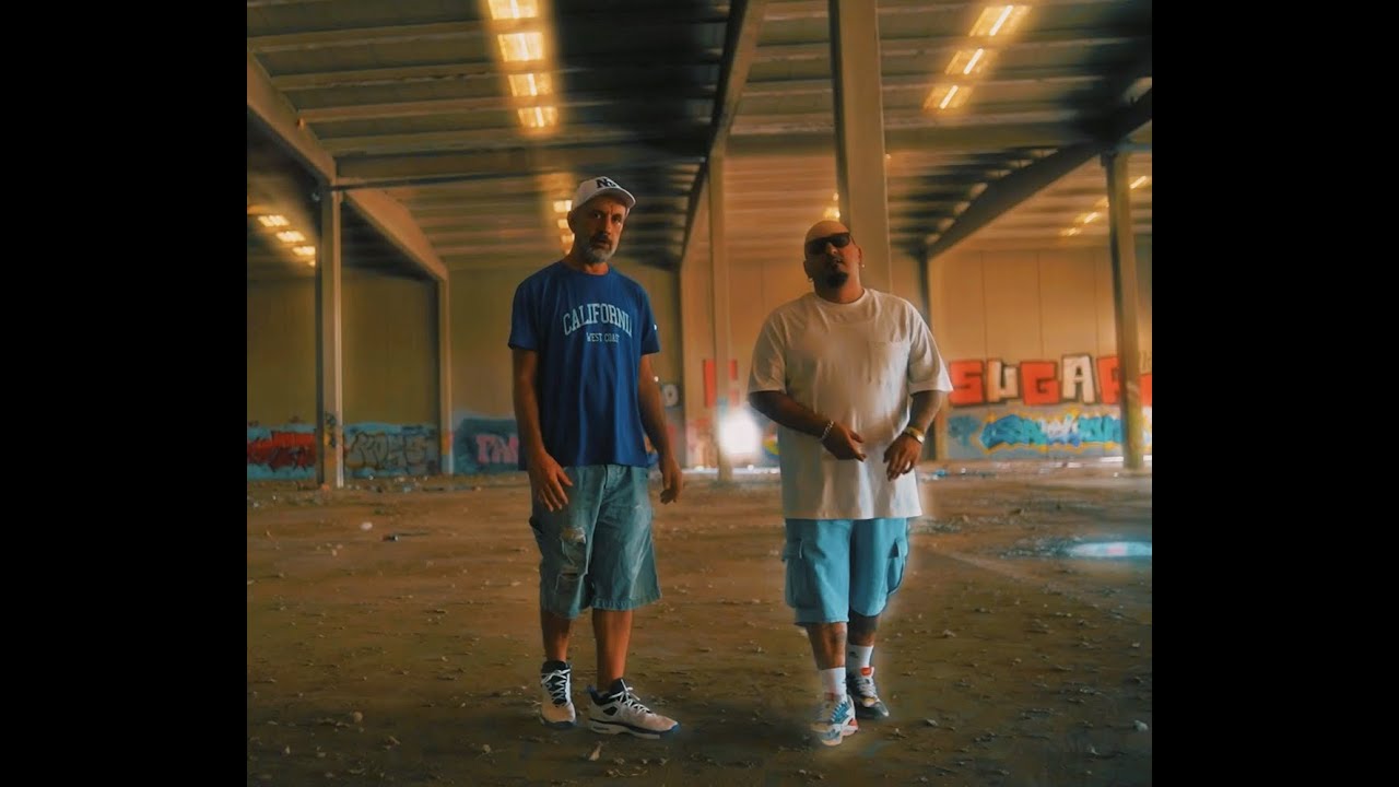 Moreno Malo ft UncleJohnson  - ESCUALOS