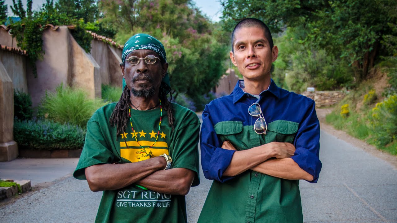 General Smiley feat Sgt Remo - Make a Change (Official Video)