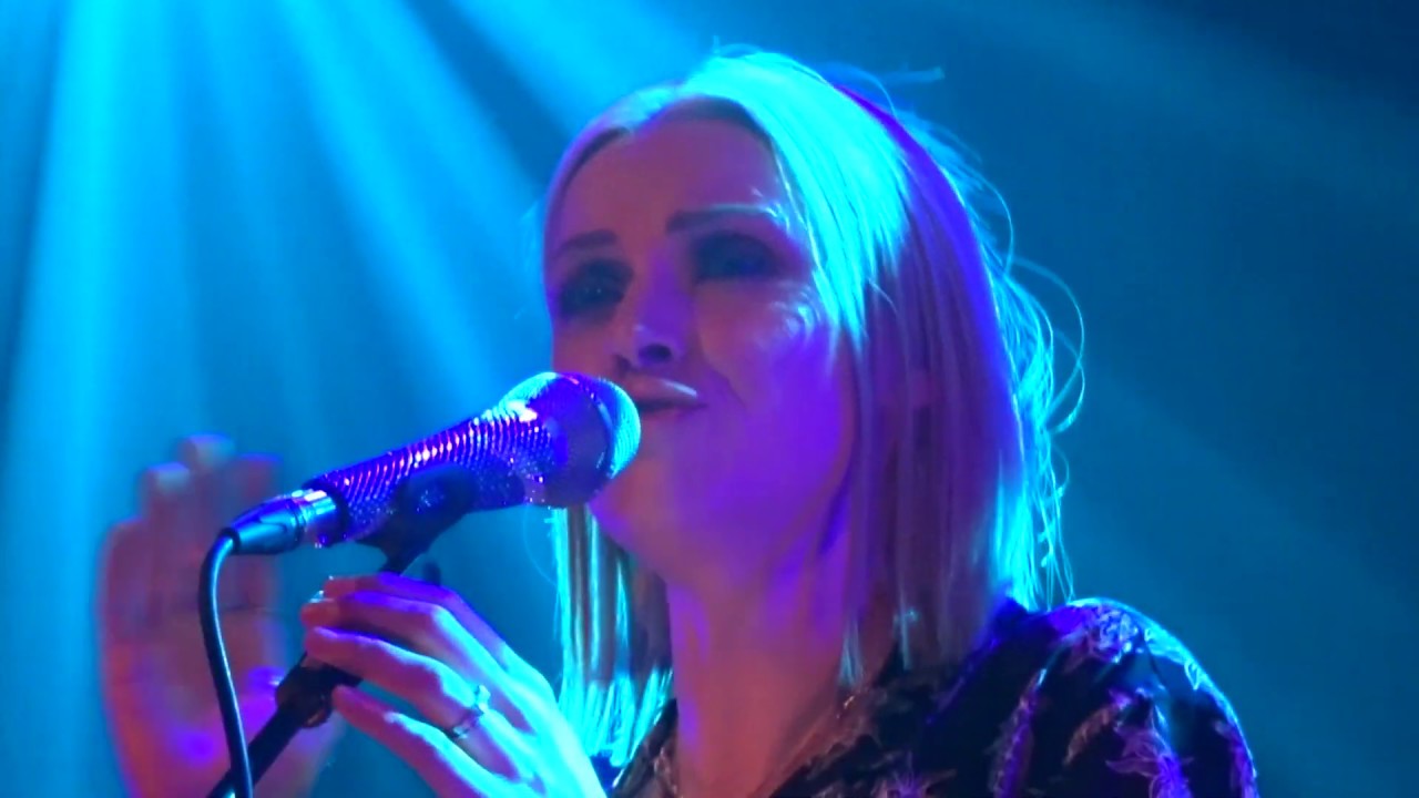 Amy Macdonald - Woman Of The World (Live Elysée Montmartre Paris 03-26-2019)