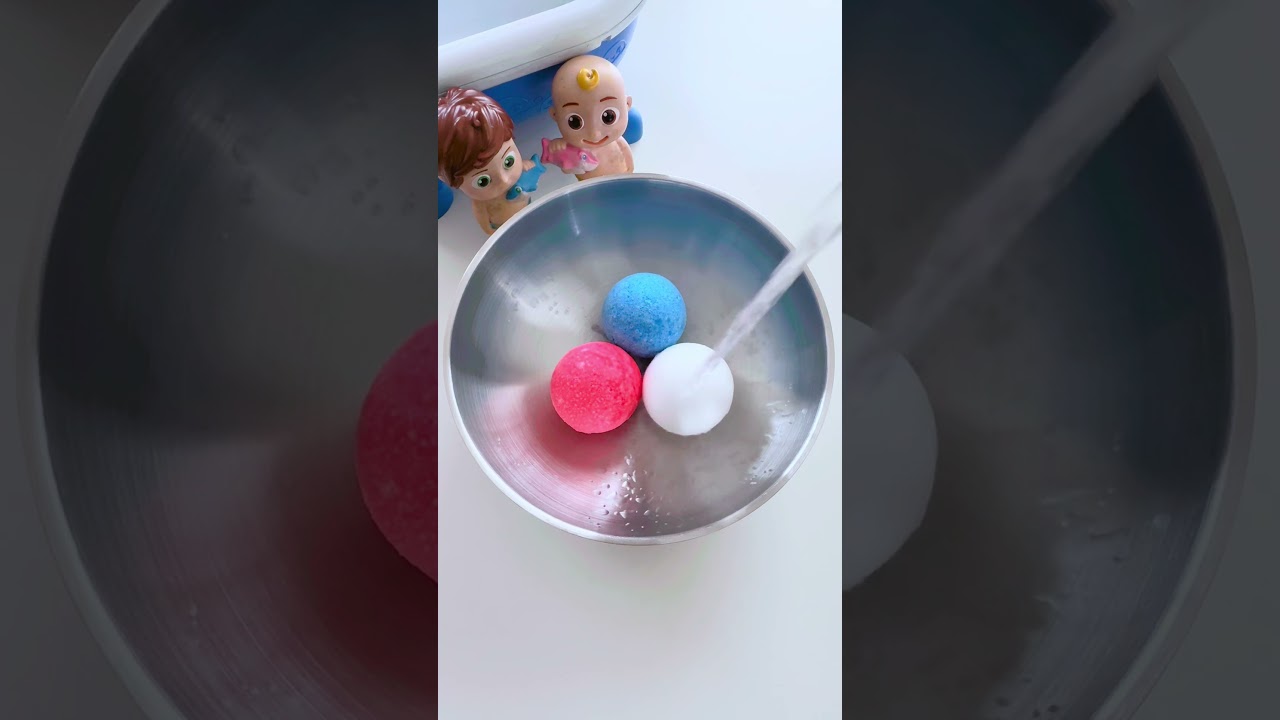 🔴⚪️🔵Mixing 3 Bath bomb Colors #shorts