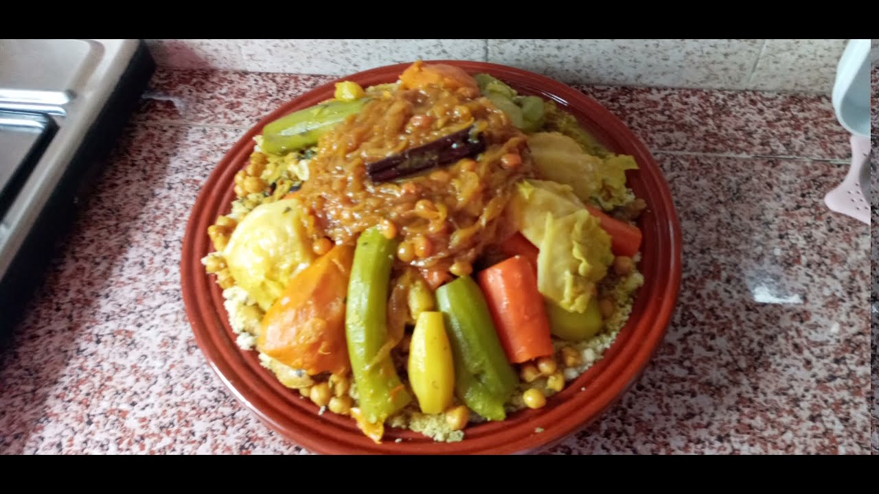 طريقة تحضير كسكس مغريي بالحم الرأس والخضاروالدفاية