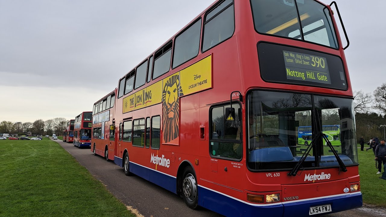 Buses departing the South East Bus Festival | Saturday 6th April 2024