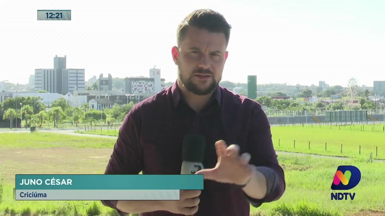 Prefeitura de Imbituba proíbe estacionamento nas vias lateriais da Praia Rosa Norte
